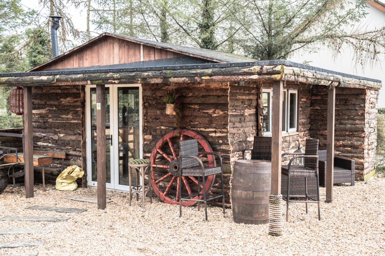 Greenvale Cabins Forkhill Esterno foto