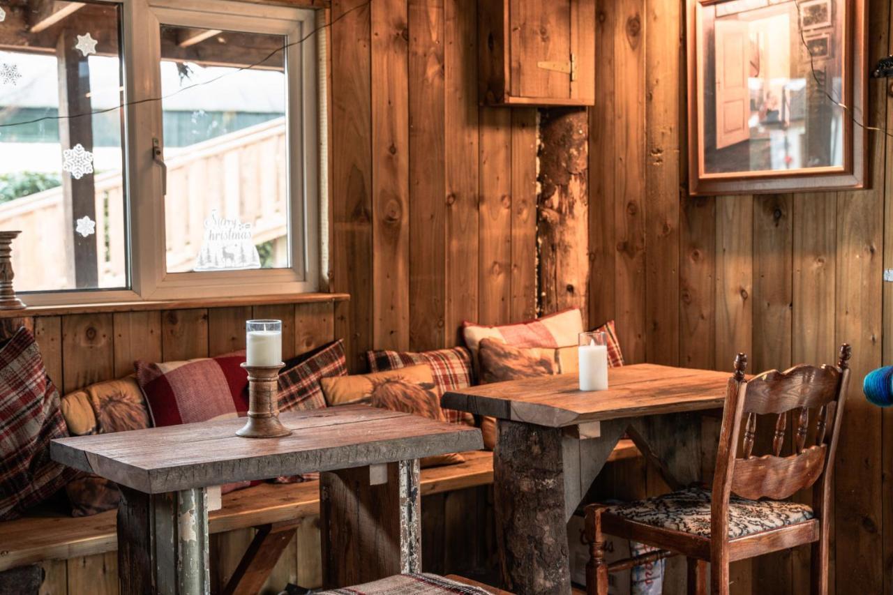 Greenvale Cabins Forkhill Esterno foto